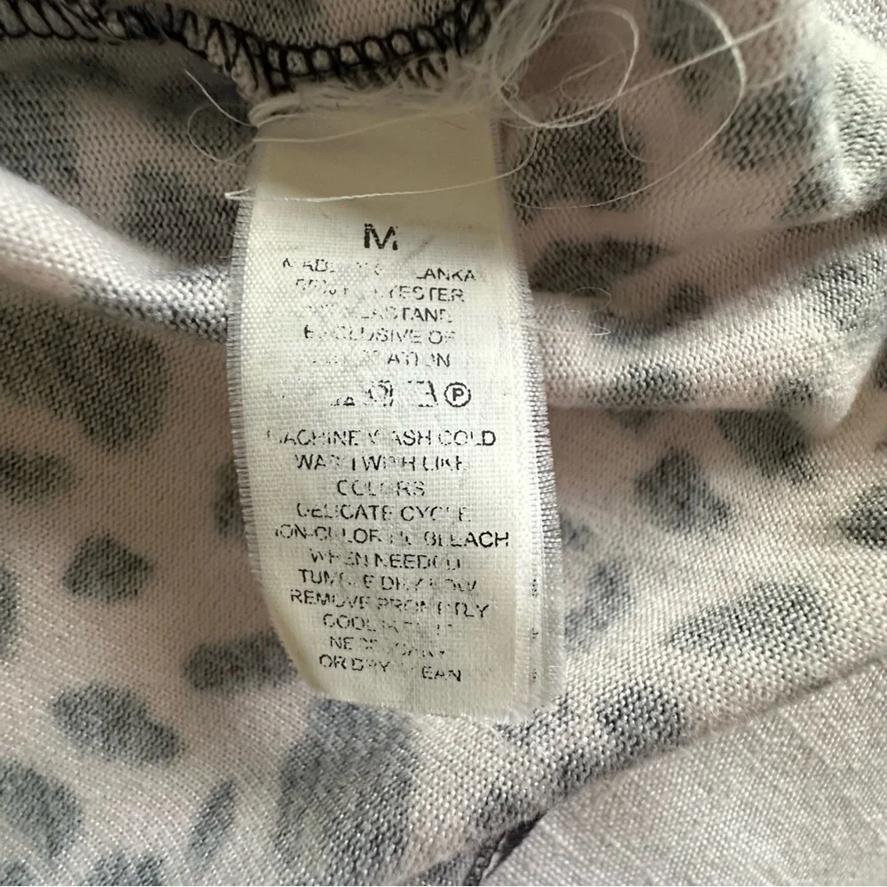Kate Spade Pajama Top Womens M Pink Leopard Print Long Sleeve Button Up Lounge